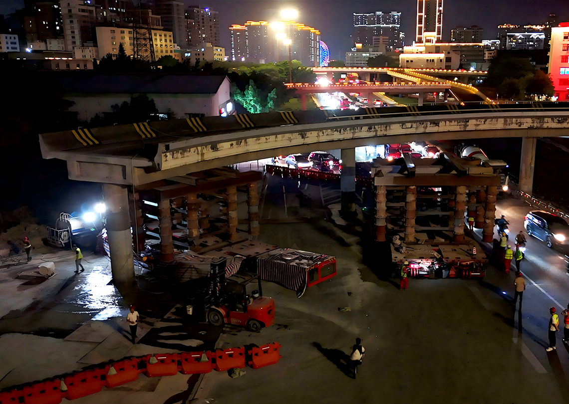 汕头高铁站枢纽一体化⼯程匝道桥拆除项目